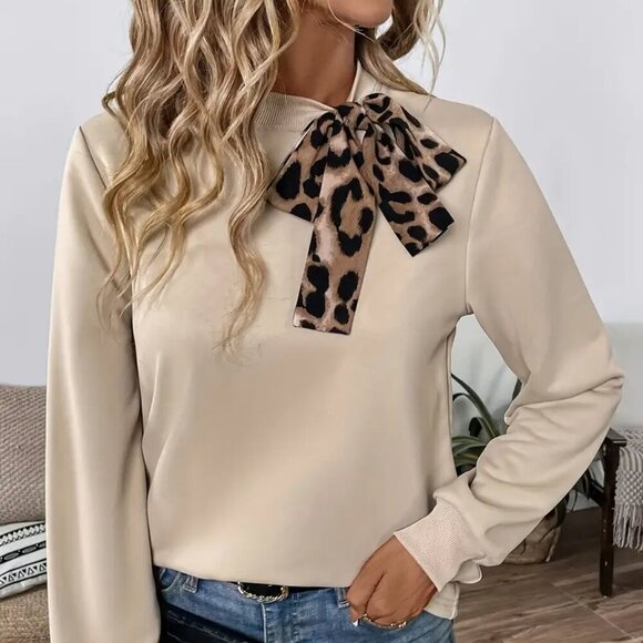Tops - Casual Polyester Long Sleeve T-Shirt with Leopard Print Bow